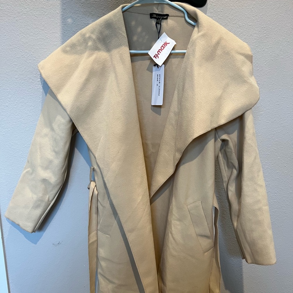 Shinestar. NWT long coat